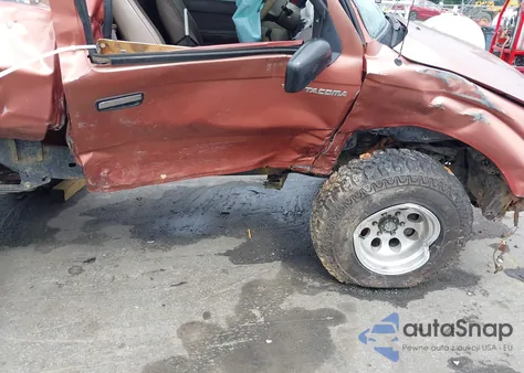 1998 Toyota Tacoma из США, поврежденный, VIN 4TAPM62N6WZ021949